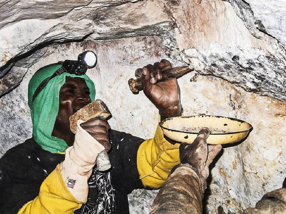 Die Gefahrlichen Leben Von Minenarbeitern In Sudafrika Panorama Badische Zeitung