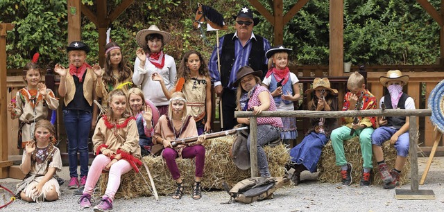 14 Kinder haben im Rahmen des Ferienpr... Bhnen eine Western-Parodie gedreht.   | Foto: Privat