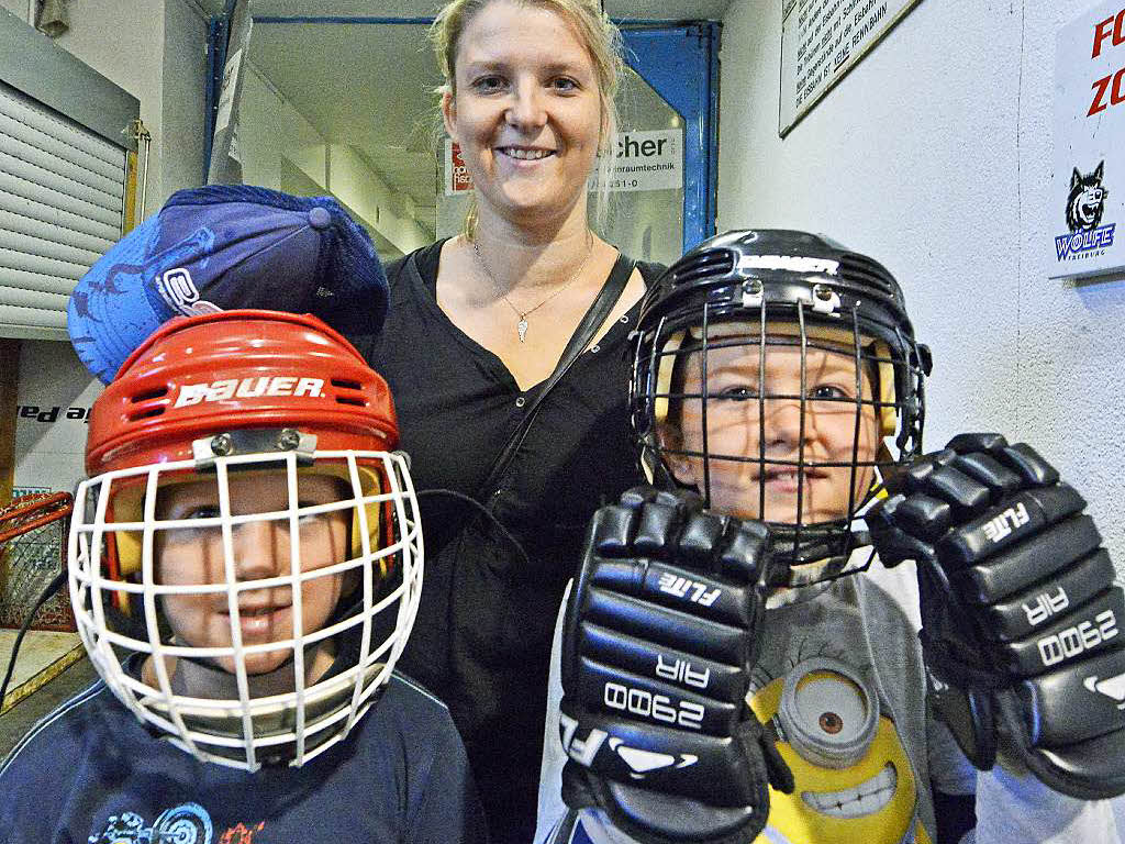 Impressionen von der BZ-Ferienaktion Eishockey.