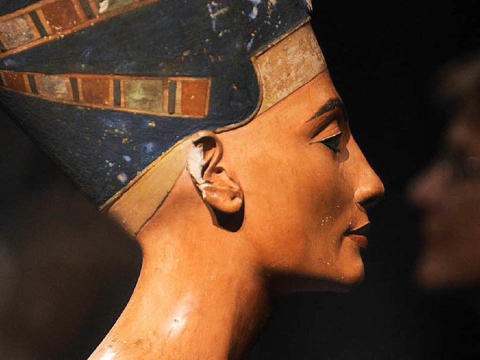 Liegt Nofretetes Mumie noch im Tal der Könige? Kultur Badische Zeitung
