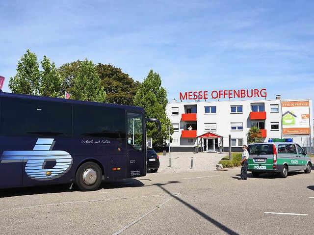 Fr rund 500 Flchtlinge ist Messe Off...g bis Montag, 31. August bergangsheim  | Foto: Ralf Burgmaier