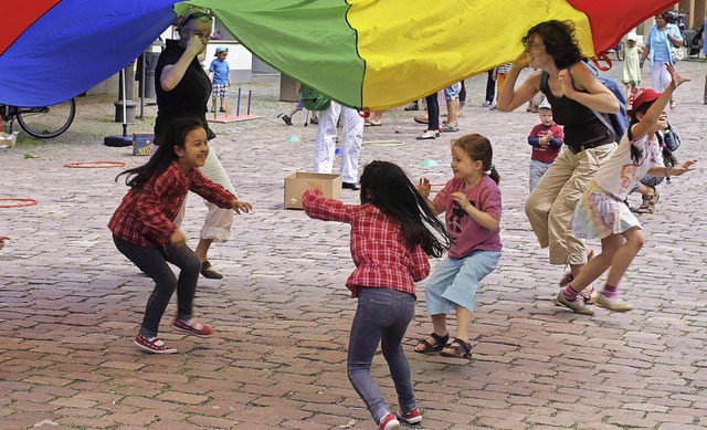 Der Staat soll verpflichtet werden, un...m  Kinderrechte verstrkt zu frdern.   | Foto: BZ