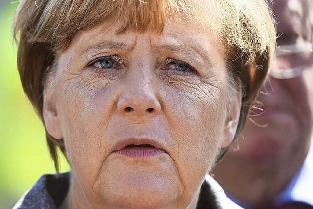 Merkel in Heidenau: Kanzlerin besucht Flchtlinge
