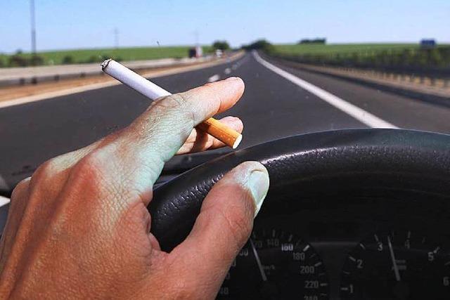 Bundesdrogenbeauftragte fordert Rauchverbot in Autos – wenn Kinder mitfahren
