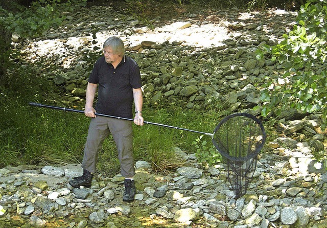 Heinrich Lohmann beim Fangen der &#822...220; auf der griechischen Insel Ikaria  | Foto: ZVG