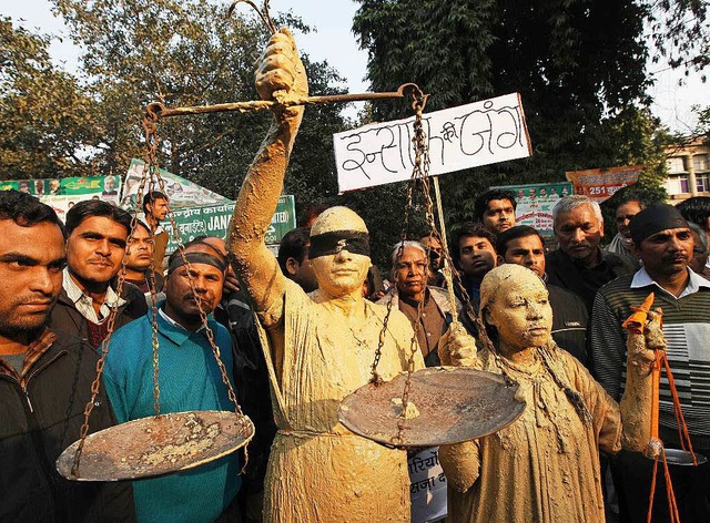 Wenn sich das indische  Justizsystem i...t es regelmig zu massiven Protesten.  | Foto: Harish Tyagi