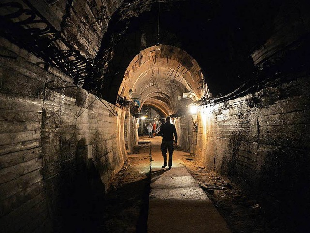 Endlose Tunnel: Niemand wei genau, wi...zis im Sdwesten Polens wirklich ist.   | Foto: afp