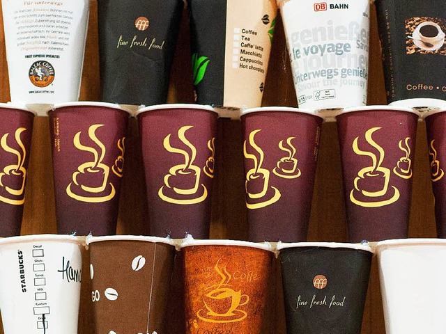 2,8 Milliarden Kaffeebecher werden pro Jahr in Deutschland verbraucht.  | Foto: dpa