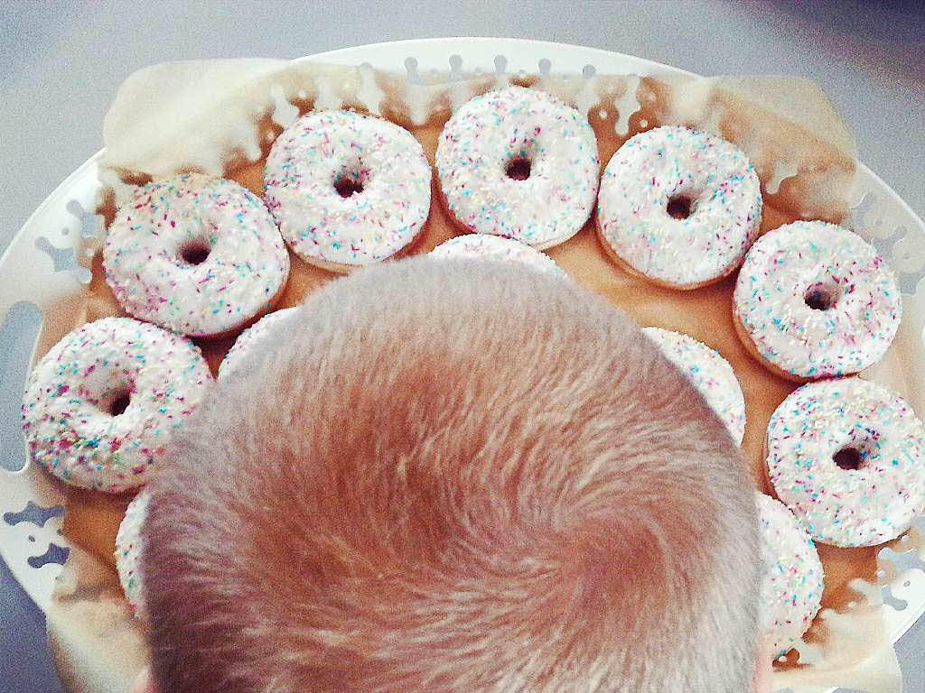 Katharina Schfer: Im Oktober hat Luis mit vielen runden Donuts seinen 5. Geburtstag im Kindergarten gefeiert.