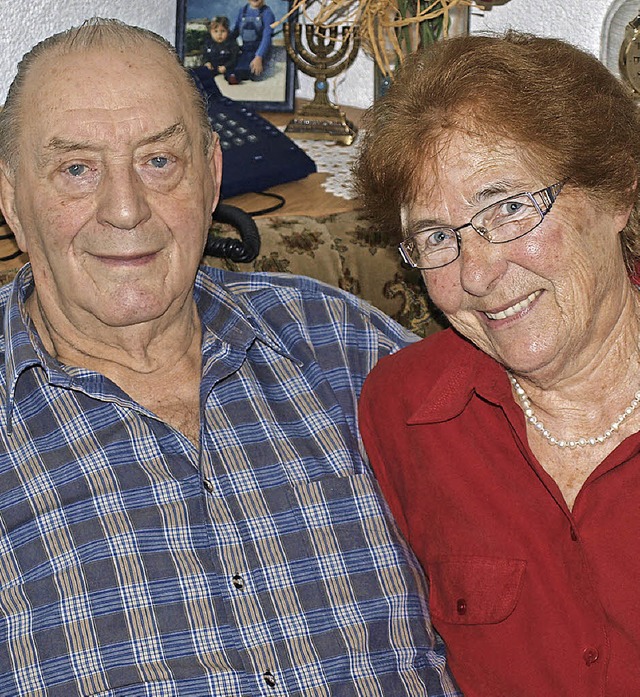 Ernst und Maria Ruber sind seit 50 Jahren verheiratet.   | Foto: Paul Schleer