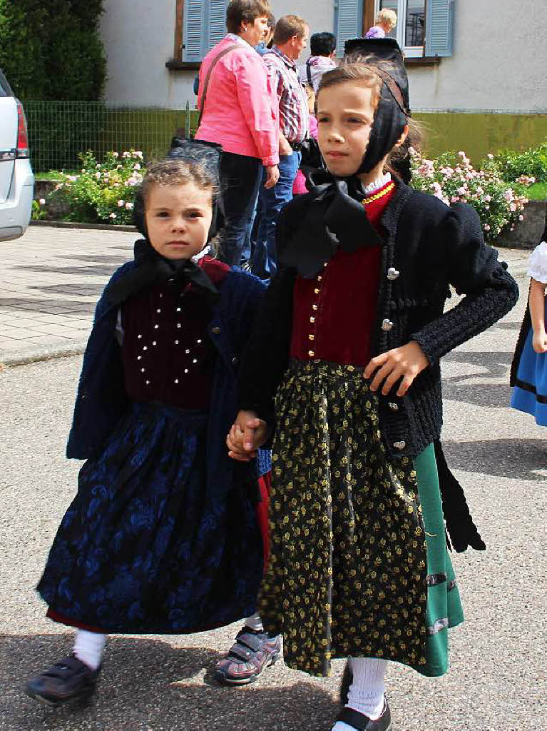 Der Heimatverein Kappel mit seinen Trachtengruppen.