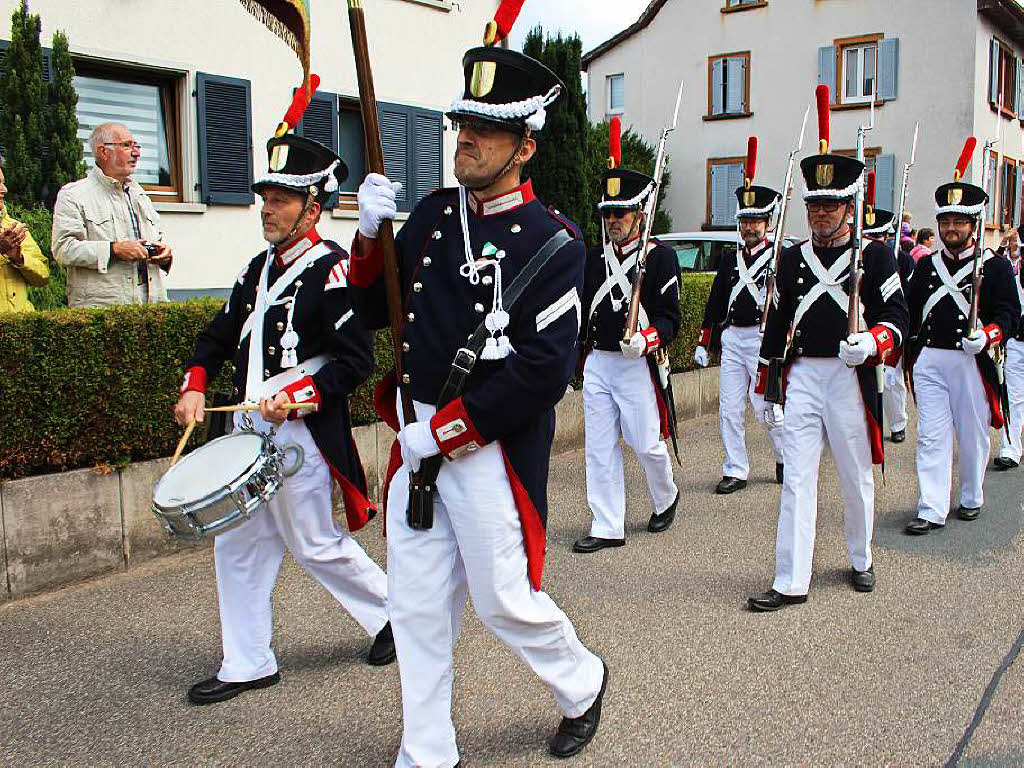 Brgerwehr und Brgerinnen aus Haslach im Kinzigtal.