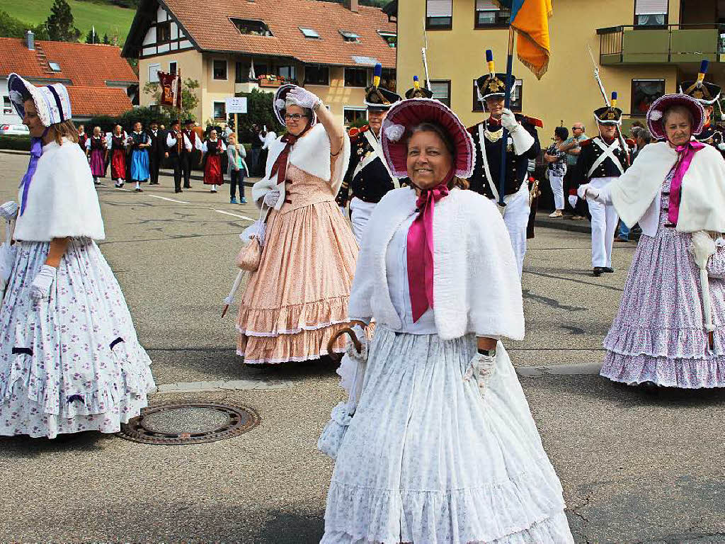 Historische Brgerwehr und Brgerinnen von Waldkirch