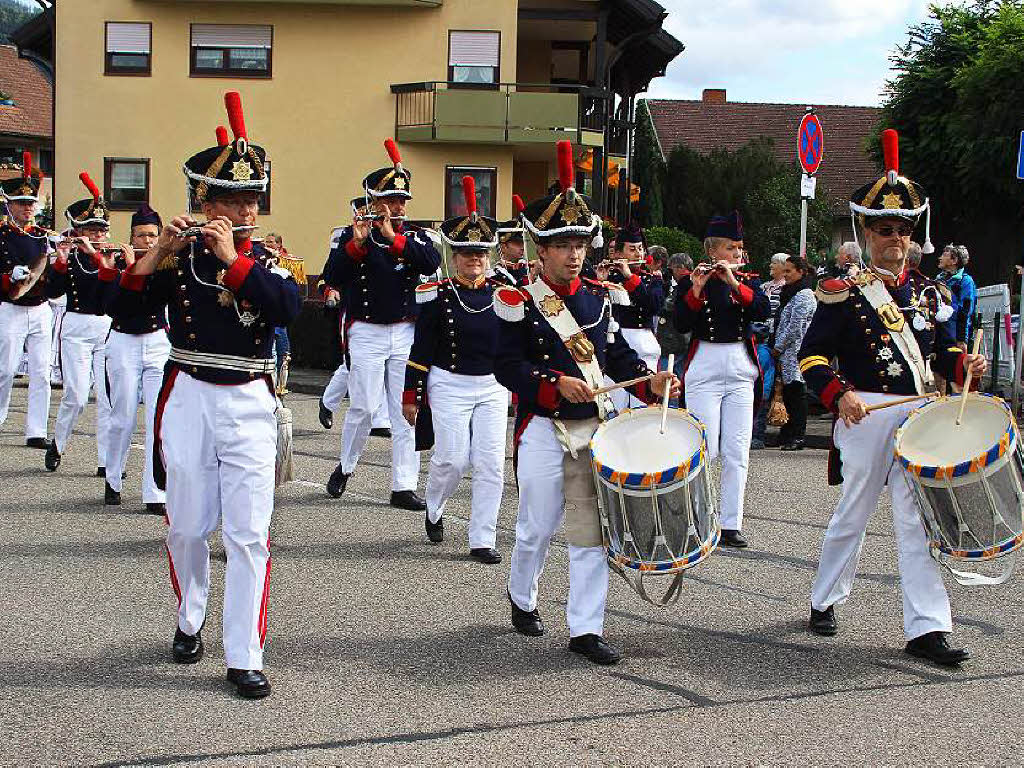 Historische Brgerwehr und Brgerinnen von Waldkirch