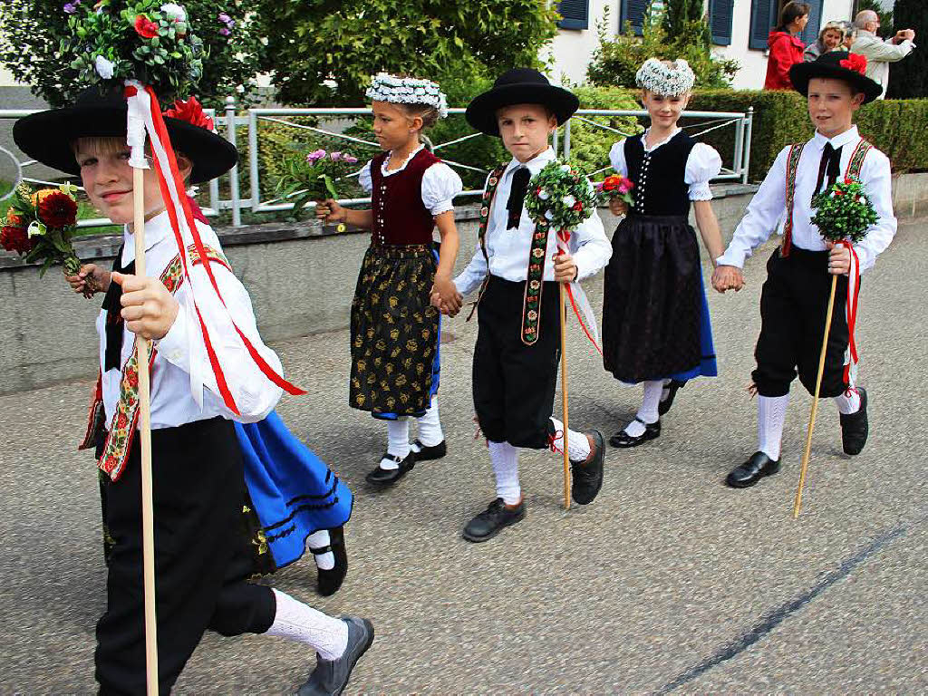 Die Kindervolkstanzgruppe der Trachtenkapelle Simonswald.