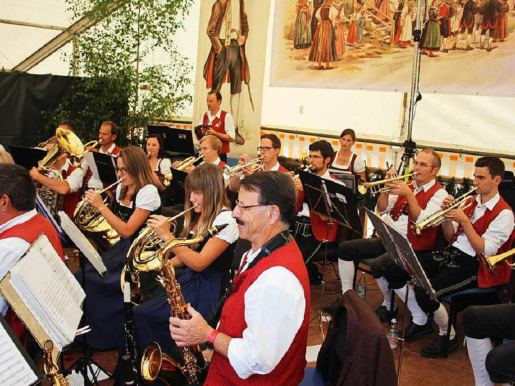 Gut gefllt war das Festzelt zum Frhschoppen beim Bleibacher Sommer am Vogelhof. Fr gute Stimmung sorgte die Musikkapelle Oberreute aus dem Allgu.