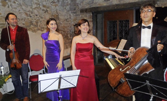 Das Khachaturian Trio und das Duo Sone...eim Kammerkonzert im Gutshof Gntert.   | Foto: Bianca Flier