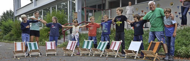 Beim Bauen von Sonnensthlen mit &#822...8220; hatten die Kinder viele Freude.   | Foto: zvg