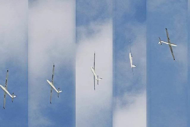 Segelkunstflieger zeigen ihr Können am Müllheimer Himmel