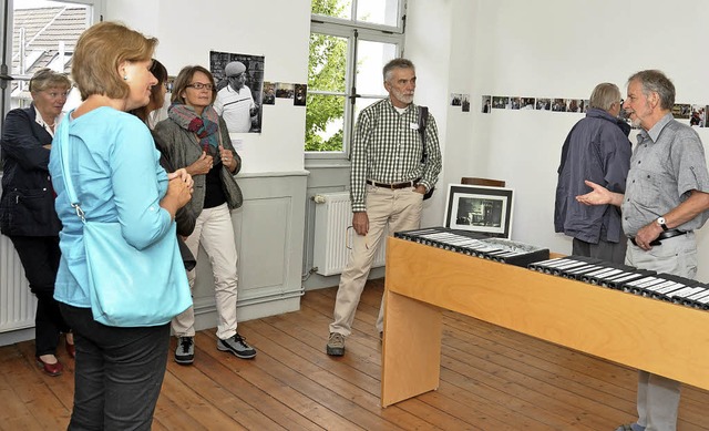 Zahlreiche Besucher informierten sich ...ins Ehemaliges jdischen Gemeindehaus.  | Foto: Kricheldorff