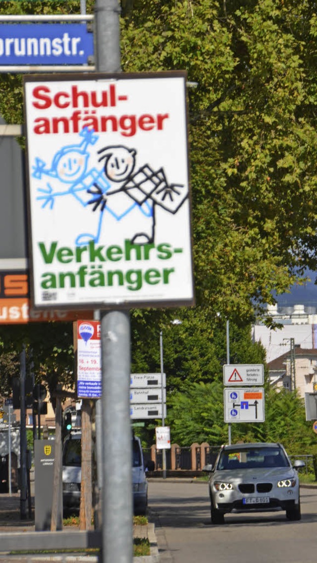 Auch in Nhe der Hebelschule sind Schilder angebracht.   | Foto: Trenz