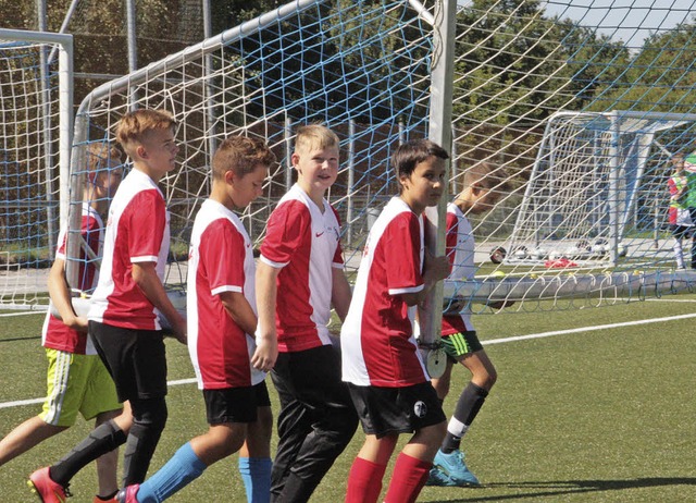 Der Teamgedanke gilt beim Fchslecamp ...nn es darum geht, die Tore zu tragen.   | Foto: Jrn Kerckhoff