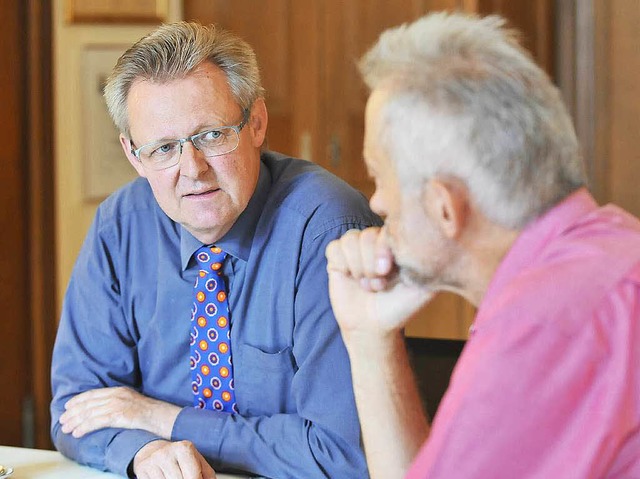 Ulrich von Kirchbach und Werner Hein im Gesprch  | Foto: Michael Bamberger