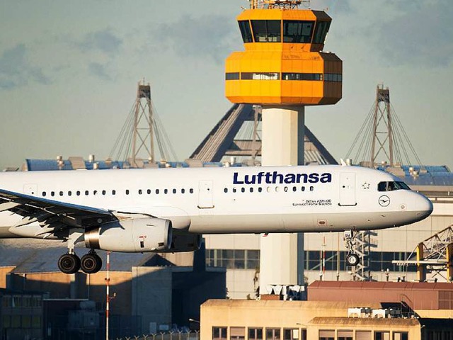 Das Hessische Landesarbeitsgericht hat...eik bei der Lufthansa vorerst gestoppt  | Foto: dpa