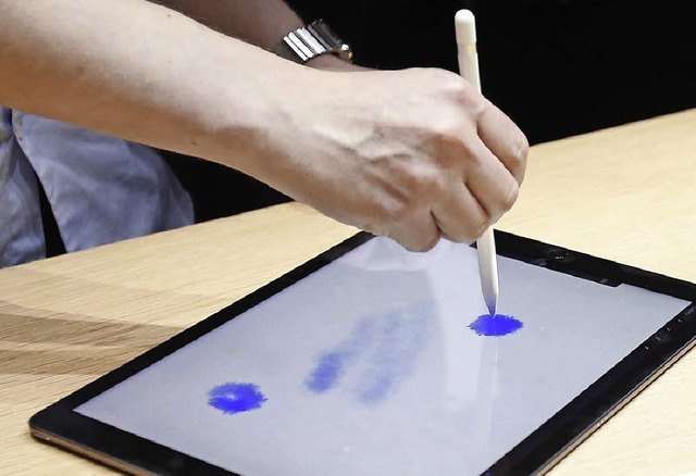 Fingerabdrcke ade: Apples neues Riese...t einen speziellen Stift als Zubehr.   | Foto: dpa