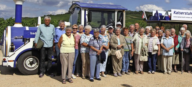 Die Seniorinnen und Senioren vom Alten...Rundfahrt mit dem Kaiserstuhl-Express.  | Foto: Herbert Trogus