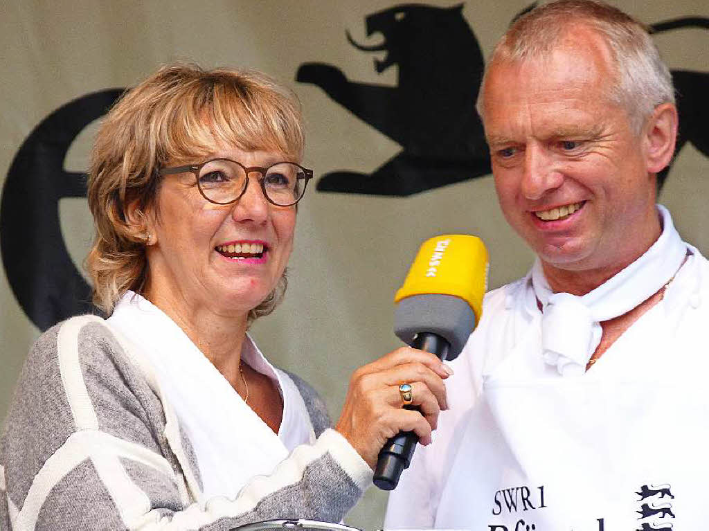 Koch Hans Glggler und Moderatorin Petra Klein