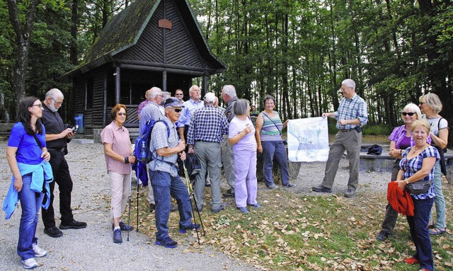 Rast an der Daur-Htte: OB Dietz, tli...erin  Brombacher und die Bannwanderer   | Foto: Sedlak