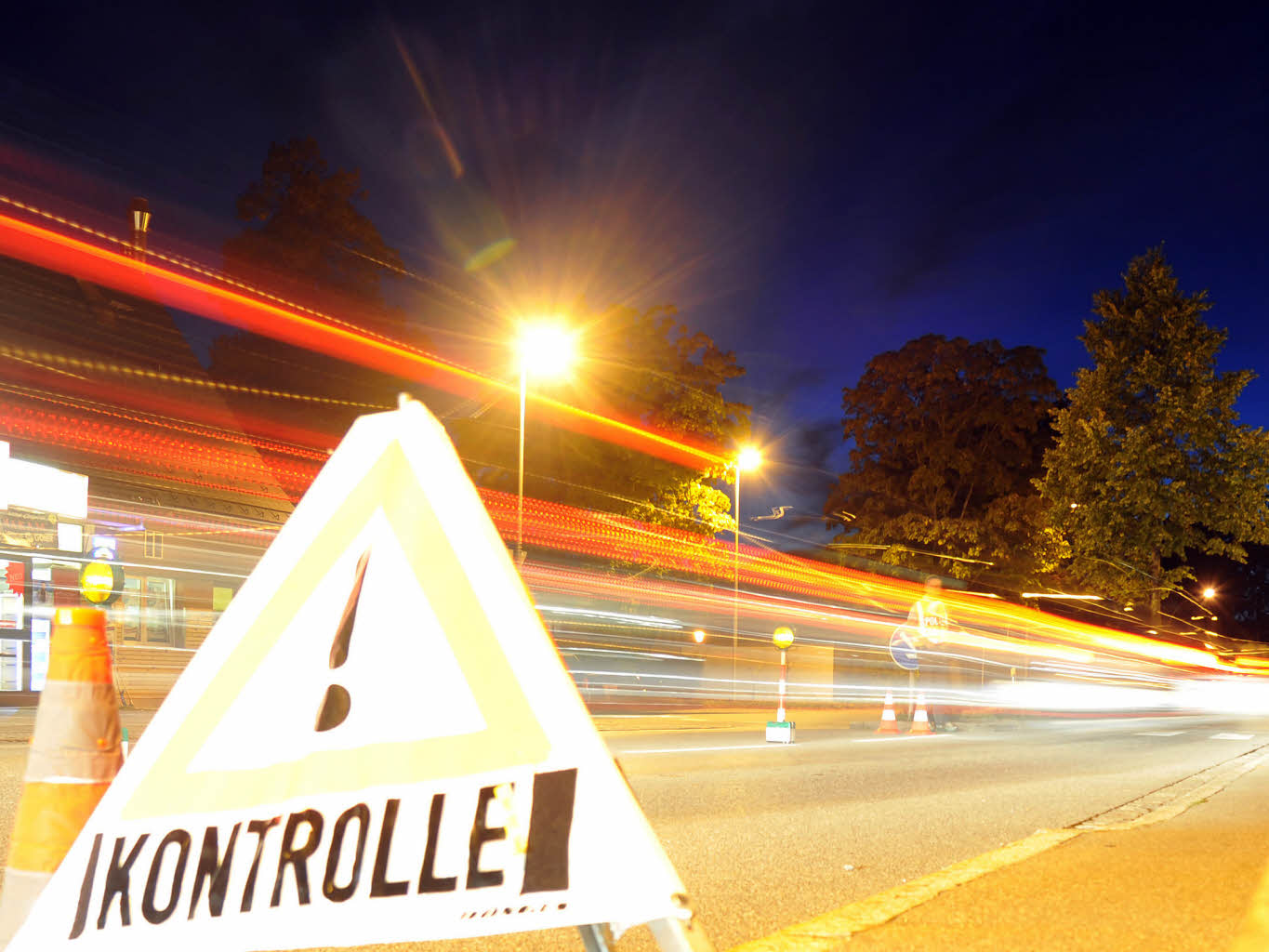 Deutschland führt vorübergehende Grenzkontrollen ein Deutschland