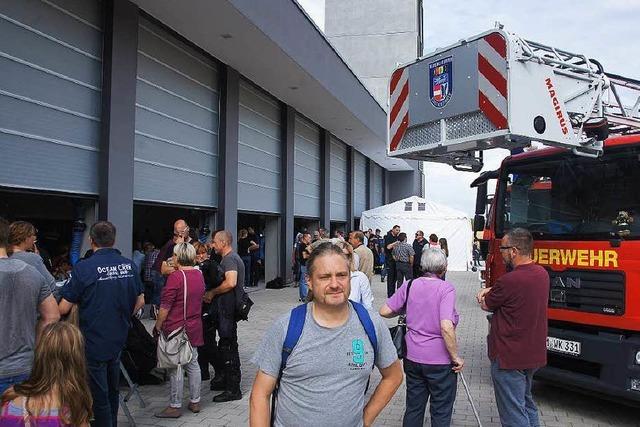 Fotos: Kenzingen weiht Feuerwehrhaus ein