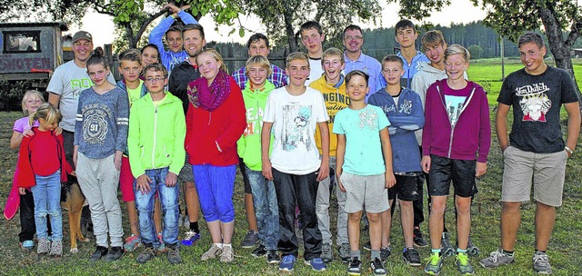 Die Besucher der Sommerschule in Hubertshofen mit ihren Betreuern.    | Foto: Christina Rademacher