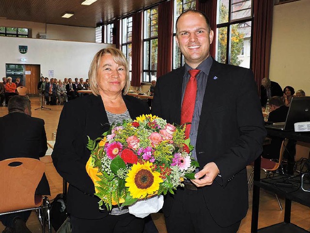 Martha Knig, bisher Leiterin der Std...tzmann in den Ruhestand verabschiedet.  | Foto: Sylvia Timm