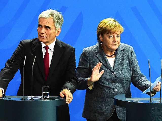 Stehen fr eine &#8222;Wertehaltung, M...220;: Werner Faymann und Angela Merkel  | Foto: afp