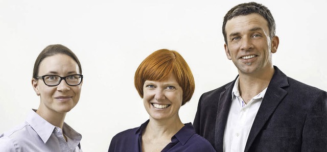 Neu im Team: Carolin Drefs (links) wir... Nicole und Ralf Verwey untersttzen.   | Foto:  Gabriel Weinald