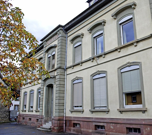 Eine Kita zieht in die Alte Schule in Haagen.   | Foto: Thomas Loisl Mink