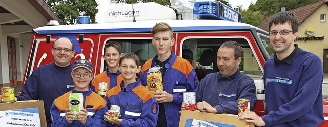 Die Feuerwehr Neustad sammelt am Samst...in Altglashtten und neu in Lffingen.  | Foto: akh