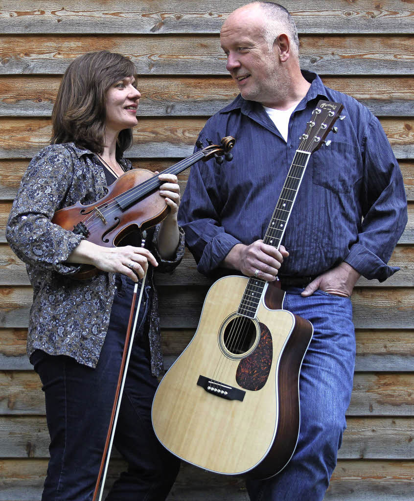 Das Duo Martanja Spielt Celtic Folk In Der Dammenm Hle In Sulz Lahr