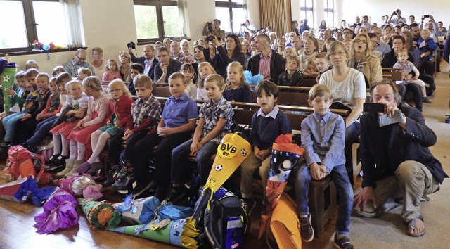 Die Erstklssler beim Gottesdienst zum Schulanfang   | Foto: Johanna Hoegg