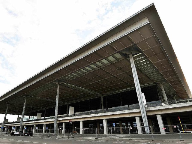 Wird der neue Hauptstadtflughafen 2017...ich erffnet? Zweifel sind berechtigt.  | Foto: dpa