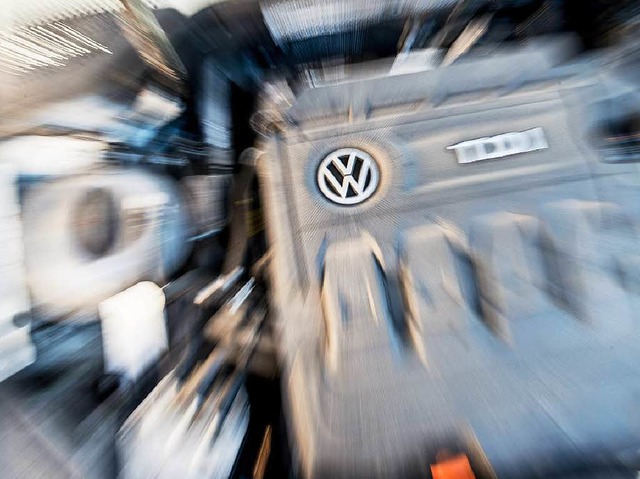 Die Marke VW  hatte  bisher einen nahe...httert nun das Vertrauen der Kunden.   | Foto: dpa