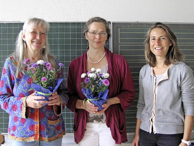 ber die neuen Kolleginnen (v.li.) Chr... ist Schulleiterin Anja Plasa erfreut.  | Foto: Annegret Freudig