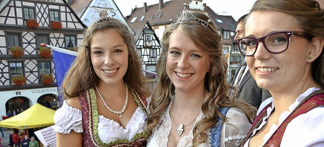 Die neue Gengenbacher Weinprinzessin D...ll-Weierbacher Kollegin Theresa Busam   | Foto: suwa