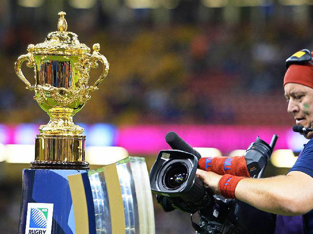 Um diesen – verhltnismig kleinen – Pott geht’s bei der Weltmeisterschaft: den Webb Ellis Cup.