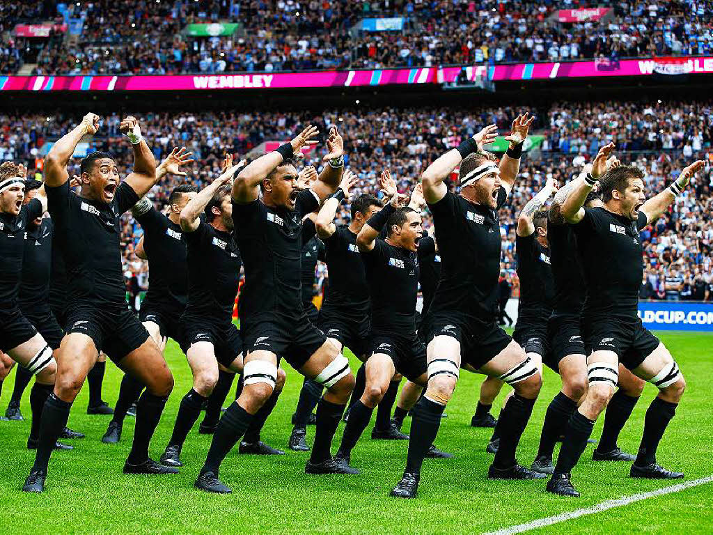 Vertrautes Bild vor Spielen der „All Blacks“ – Neuseelands Spieler tanzen vor jeder Partie den Haka, einen Ritualtanz der Maori.