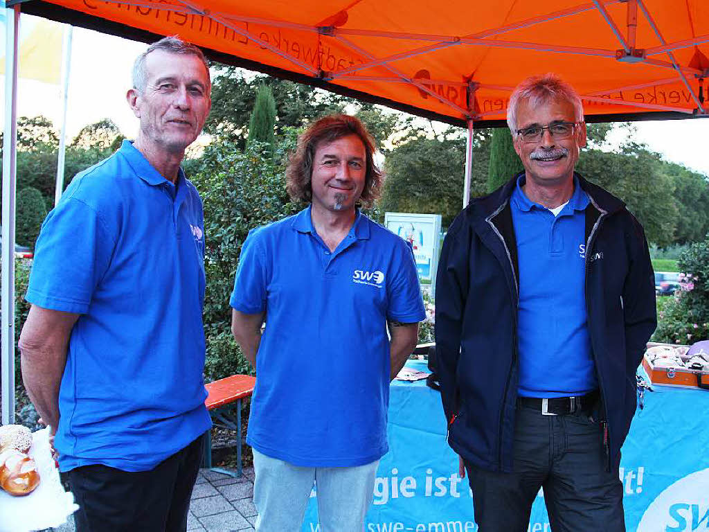 Bei den Stadtwerken waren neben dem Geschftsfhrer auch die Emmendinger Schwimmmeister prsent.