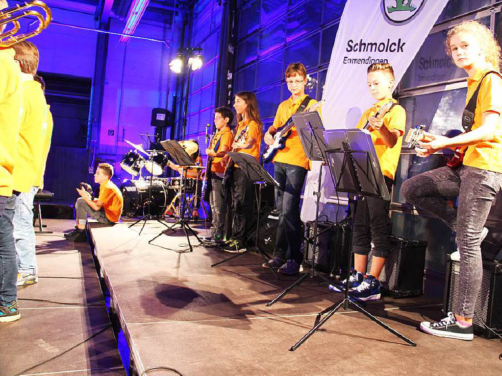 Die „Crazy Marquis“ der Markgrafen Realschule sorgten bei der Werkstattparty für die Musik. Später spielte die Bigband des Goethe-Gymnasiums. Die „Crazy Marquis“ der Markgrafen Realschule sorgten bei der Werkstattparty für die Musik. Später spielte die Bigband des Goethe-Gymnasiums.